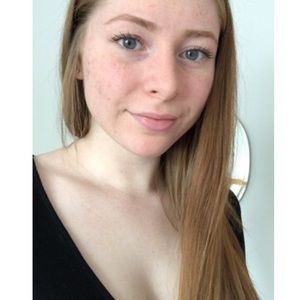 Meet your Posher, Elys